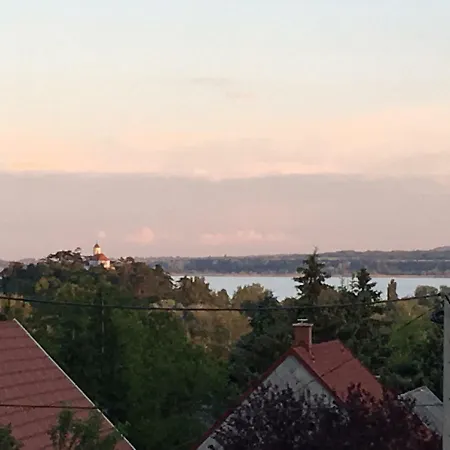 Daire Nosztalgia Balaton Apartmanhaz Vonyarcvashegy