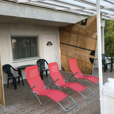 Daire Nosztalgia Balaton Apartmanhaz Vonyarcvashegy
