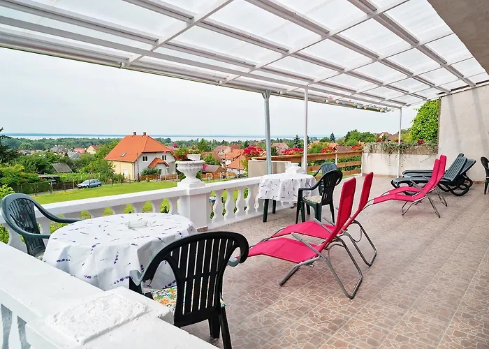 Lägenhet Nosztalgia Balaton Apartmanhaz *
